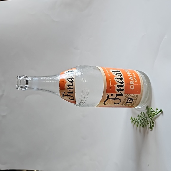 Vintage Orange soda bottle Finast Hartford Connecticut original Pop bottle 1pt - Picture 8 of 8